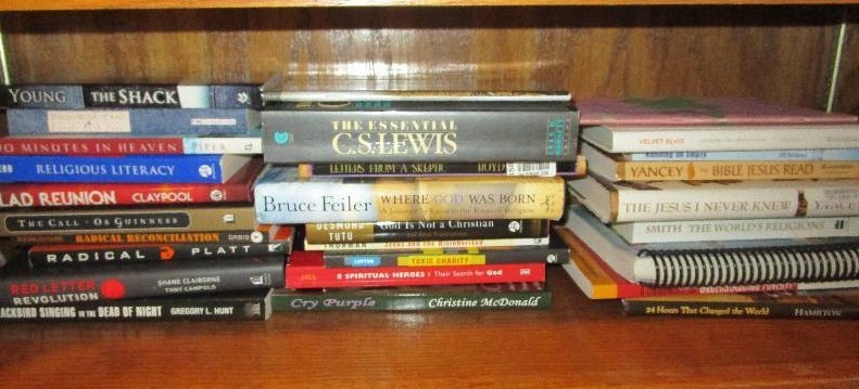lot 332 image: Lot of Books
