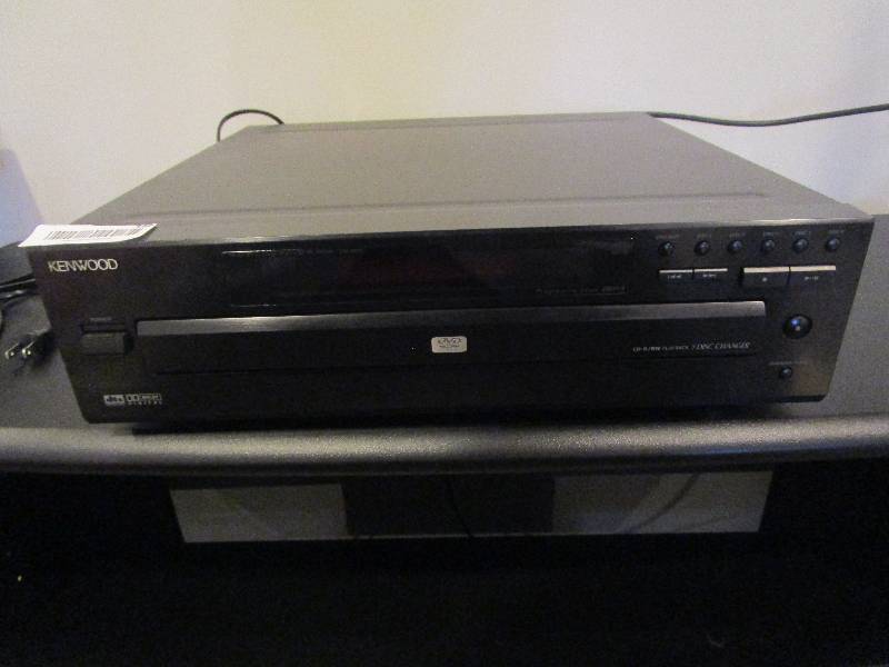 lot 346 image: Kenwood DVD Player with Remote