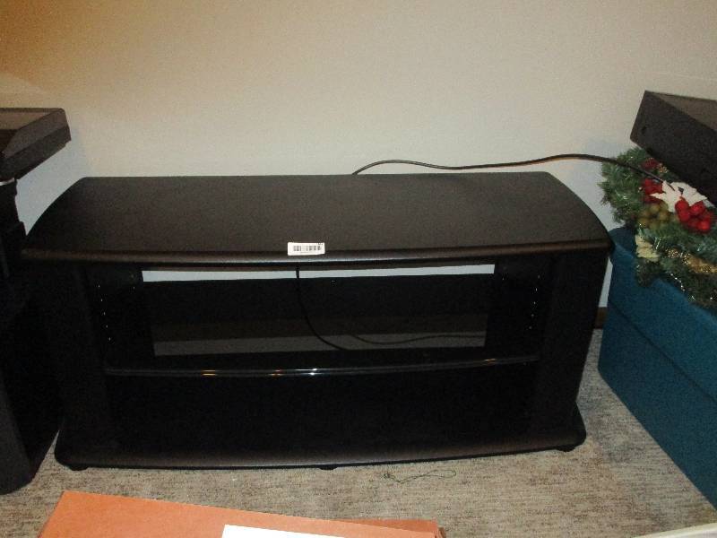 lot 347 image: Media Stand