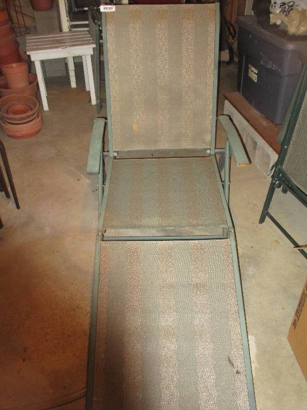 lot 1163 image: Chaise Lounger #1