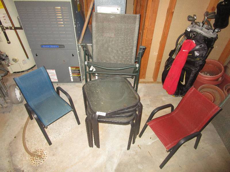 lot 1166 image: Outdoor Chair Lot
