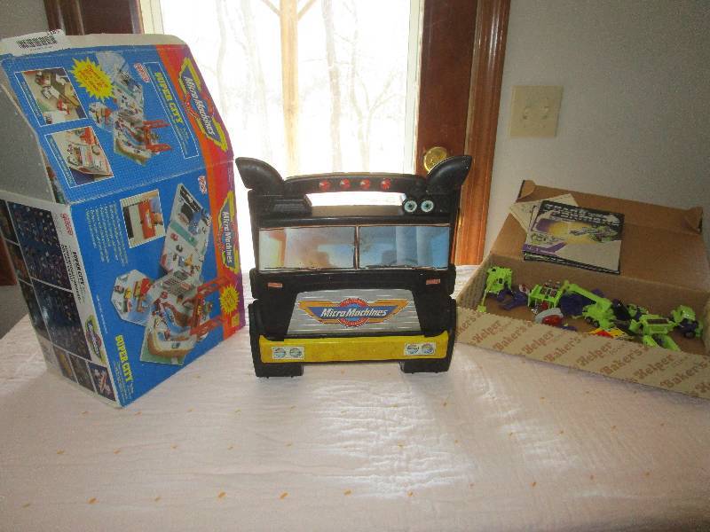 lot 1185 image: Micro Machine Lot