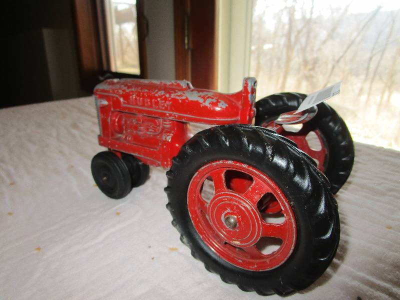 lot 1194 image: Vintage Hubley Tractor