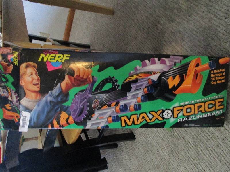 lot 1275 image: Nerf Machine Gun