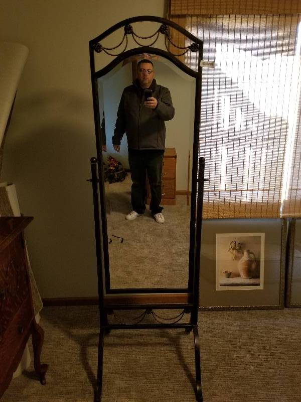 lot 327 image: Dressing Room Mirror