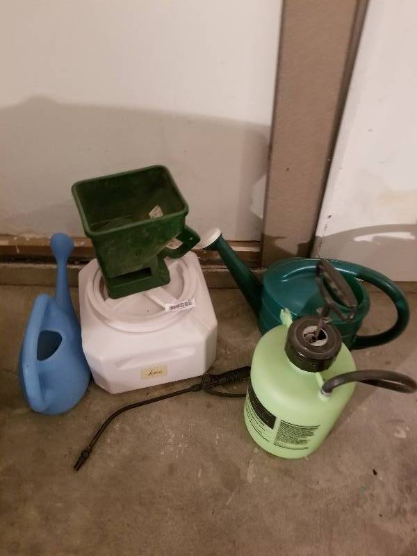 lot 357 image: Lot of Outdoor Stuff