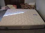 Queen Size Sealy Beautyrest Posturepedic Mattress and Box Springs