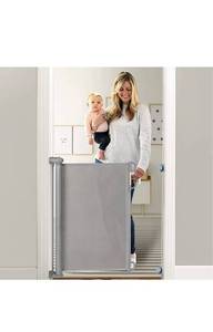 lot 32289 image: Baby Gate, Retractable Baby Gate or Dog Gate ��Easy to USE�� for 33 Tall, Extends up to 55 Wide, Baby Gate for Stairs, Doorways, Hallways, Indoor, Outdoor