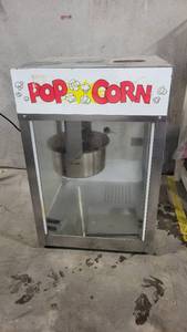 lot 56440 image: Commerical Popcorn Machine Gold Medal Products Co. MEA 23-87-E