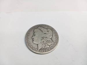 lot 840 image: United States Silver Dollar 1900