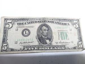 lot 848 image: United States $5 Bill. 1950 Series B