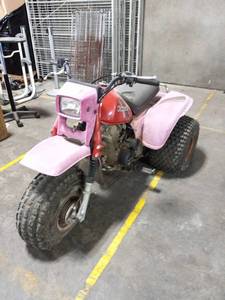 lot 1-56441 image: 1970s OR 80s Suzuki ATV 3 Wheeler