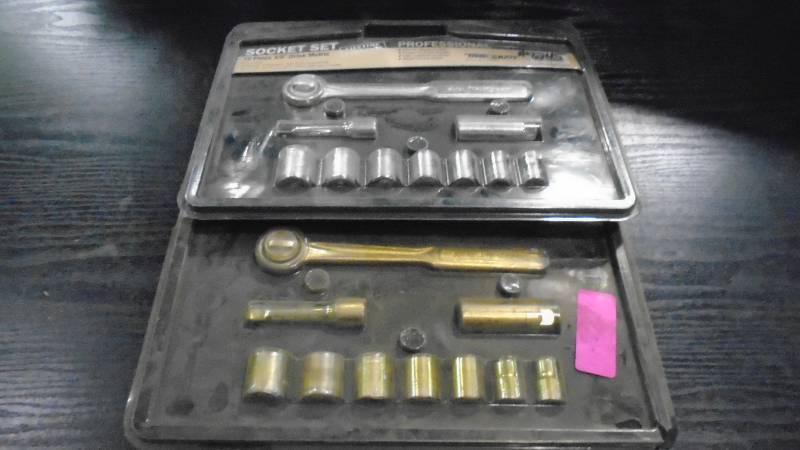 lot 4616 image: 10- Pcs 38 Drive Socket Sets.
