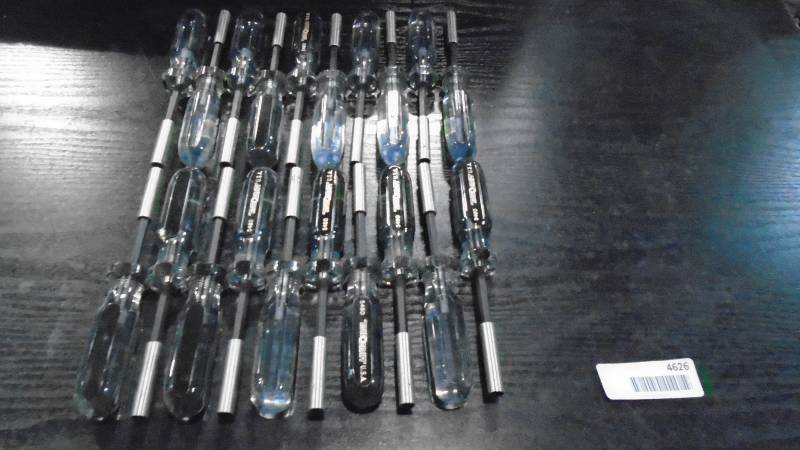 lot 4626 image: 14 Hex Bit Driver handles.