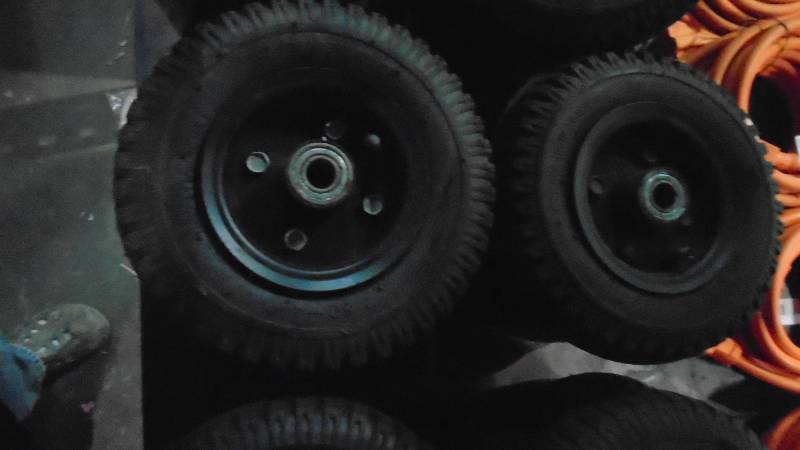lot 4666 image: Pneumatic Wheels.