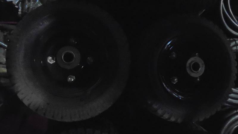 lot 4672 image: Pneumatic Wheels.