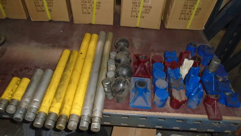 lot 4687 image: 10 Ton Porta Power Accessories,