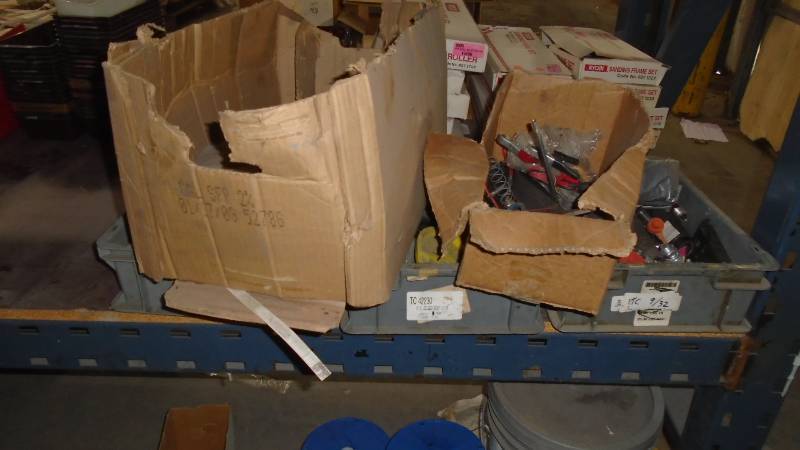 lot 4694 image: Misc HardwarePart lot.