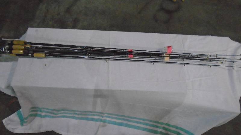 lot 4726 image: New Fishing Poles.