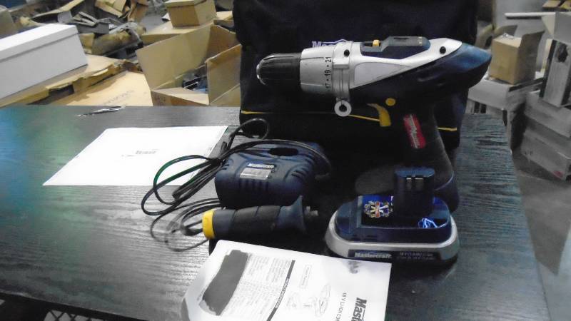 lot 4757 image: Mastercraft 18 V Cordless Drill.