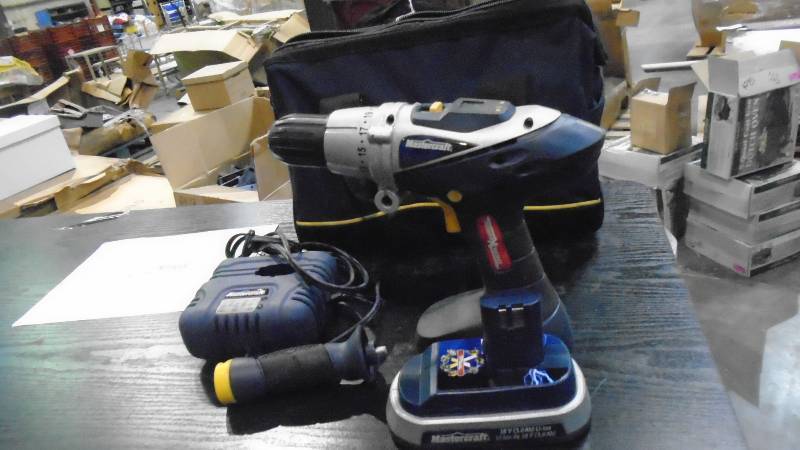 lot 4758 image: Mastercraft 18 V Cordless Drill.