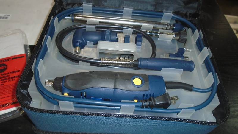 lot 4766 image: Mastercraft Deluxe Rotary Tool kit.