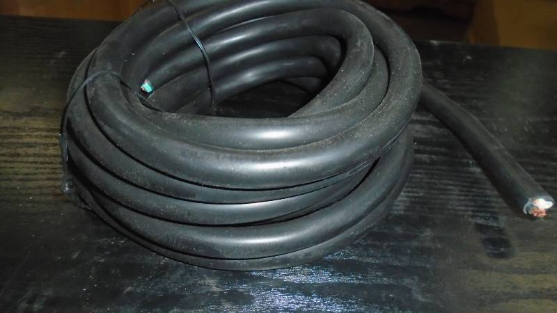 lot 4823 image: 20 ft Power Cord. 104 Gauge.