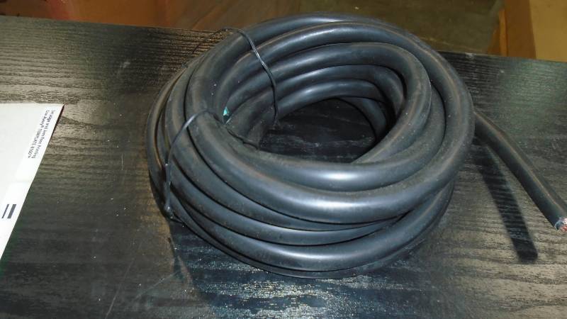 lot 4824 image: 20 ft Power Cord. 104 Gauge.