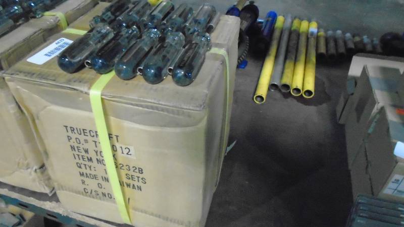 lot 4839 image: Truecraft 21 Pc Driver Sets .