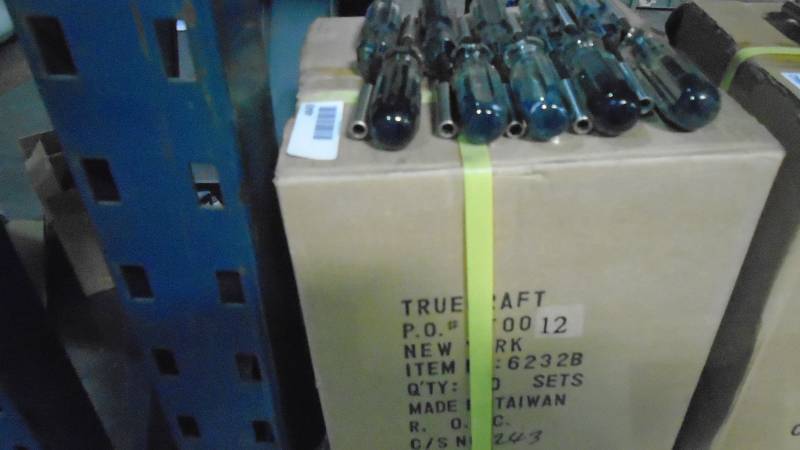 lot 4843 image: Truecraft 21 Pc Driver Sets .