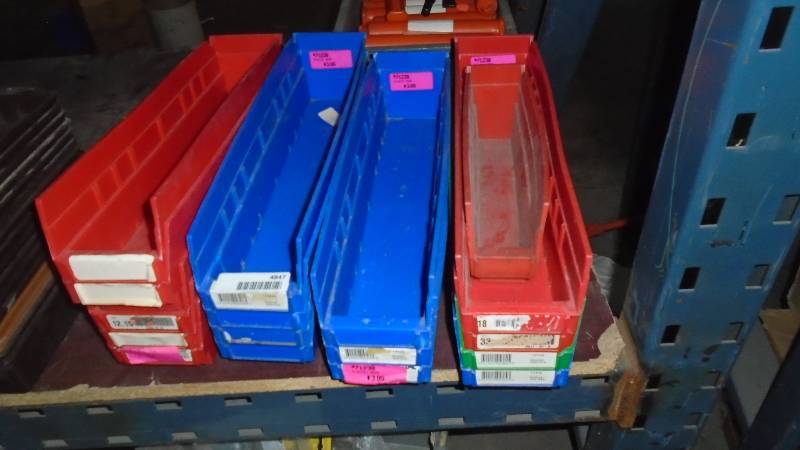 lot 4847 image: Plastic Stackable Trays.