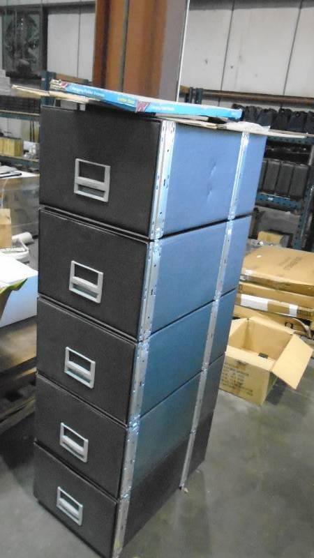 lot 4865 image: Bankers Box File cabinet.5 Drawer.