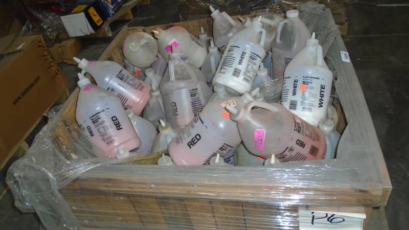 lot 4870 image: Large Lot Johnson Tru Line Marking Chalk.