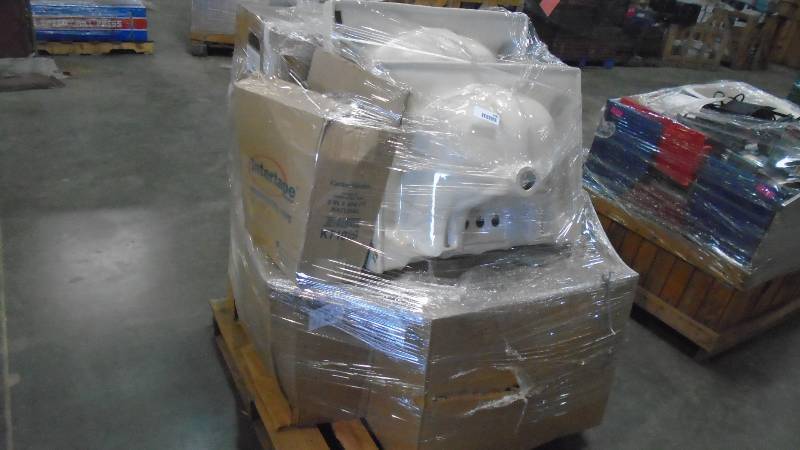 lot 4882 image: Pallet of Restroom Sinks.