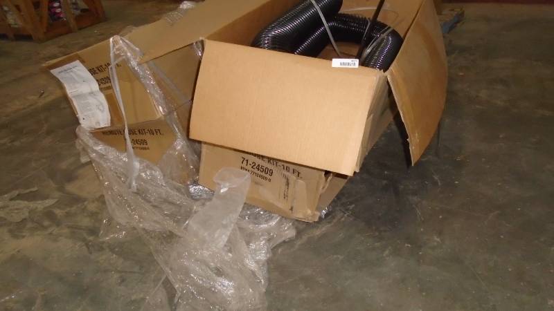 lot 4886 image: Sears Remote Hose Kits.