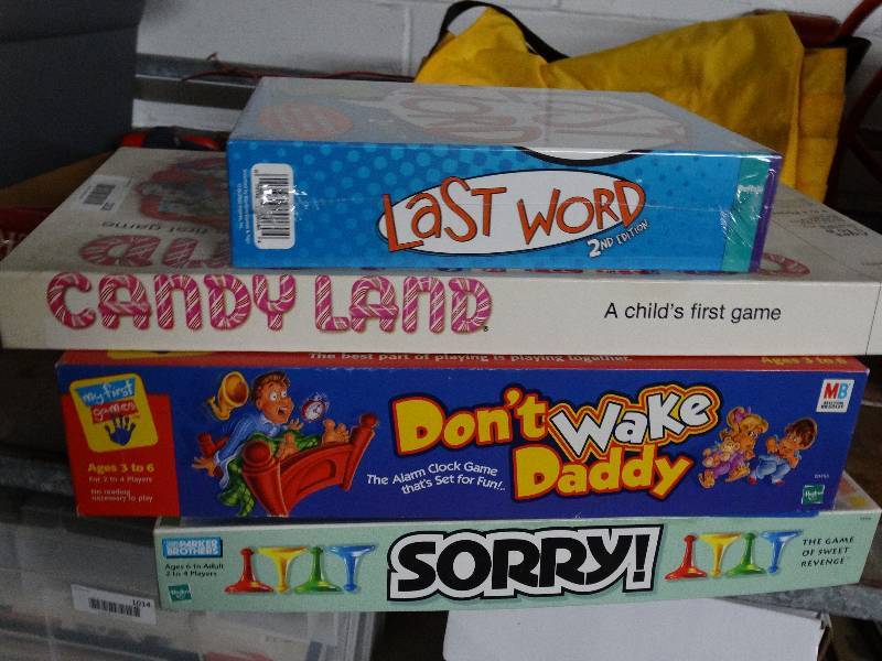 lot 1018 image: Lot of assorted board games.