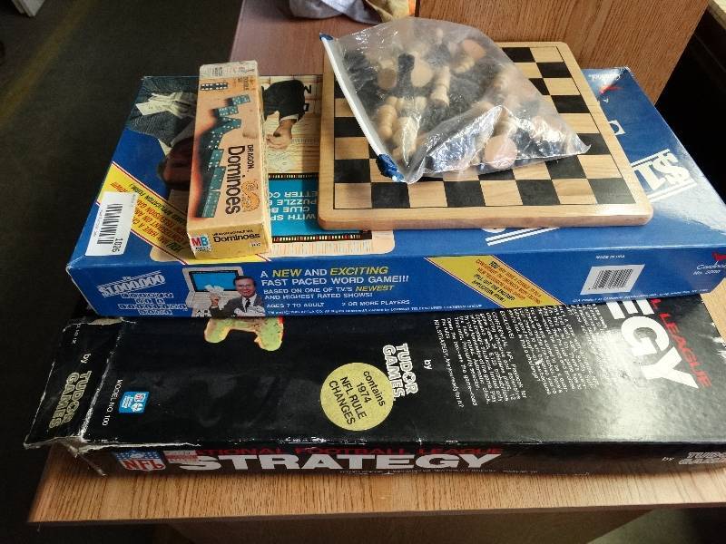 lot 1026 image: Lot of assorted board games.