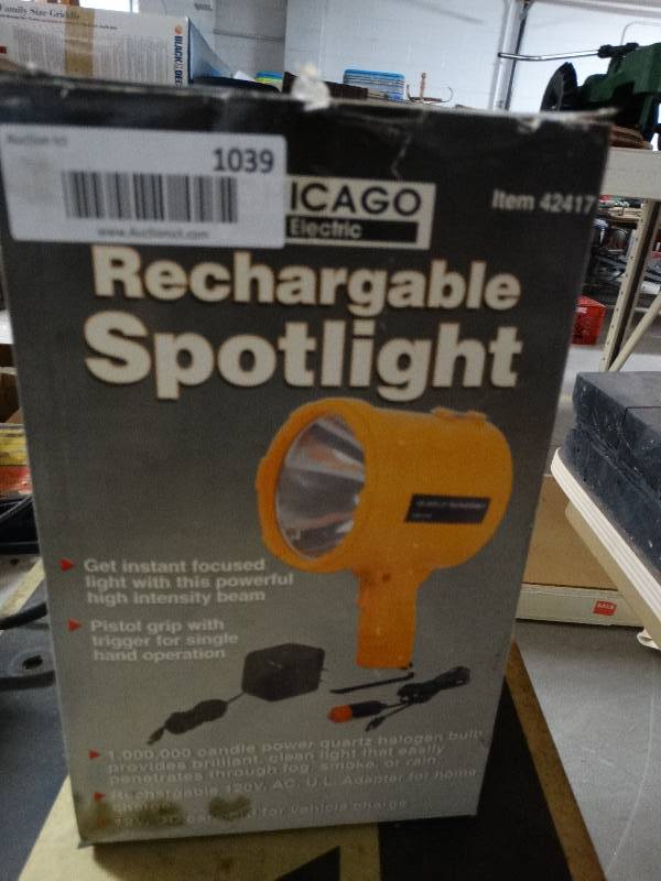 lot 1039 image: Rechargeable spotlight.