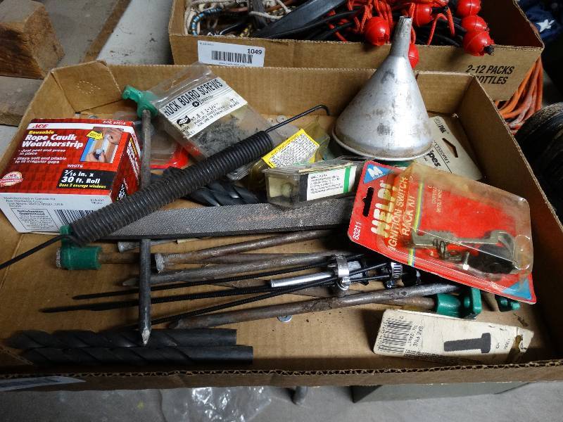 lot 1048 image: Drill bits, stakes, filers, chalk and misc.
