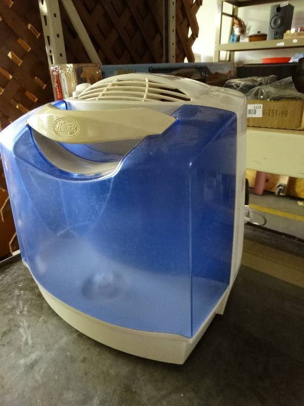 lot 1118 image: Hunter humidifier.