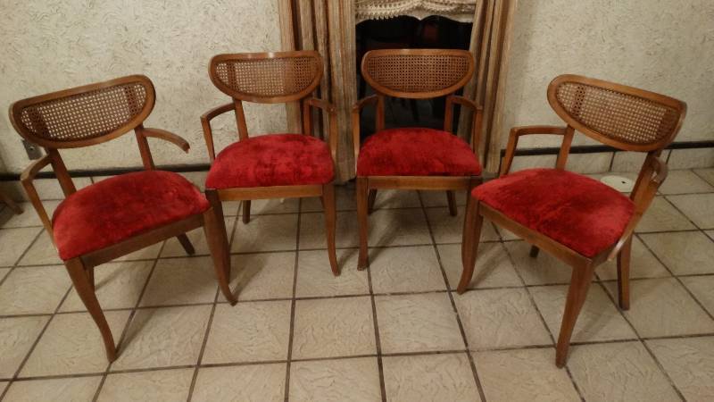 lot 122 image: 4 vintage chairs