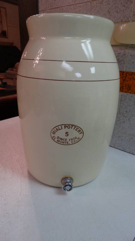lot 127 image: Miali Pottery 5 gallon crock dispenser w lid
