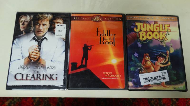 lot 209 image: 3 DVD movies