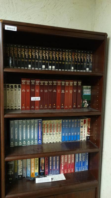 lot 265 image: Lot of various VHS tapes