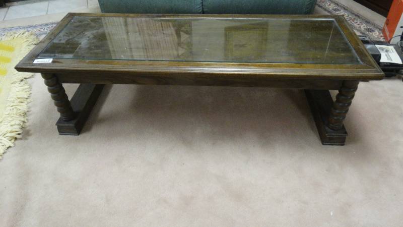 lot 268 image: Vintage wood coffee table w glass insert