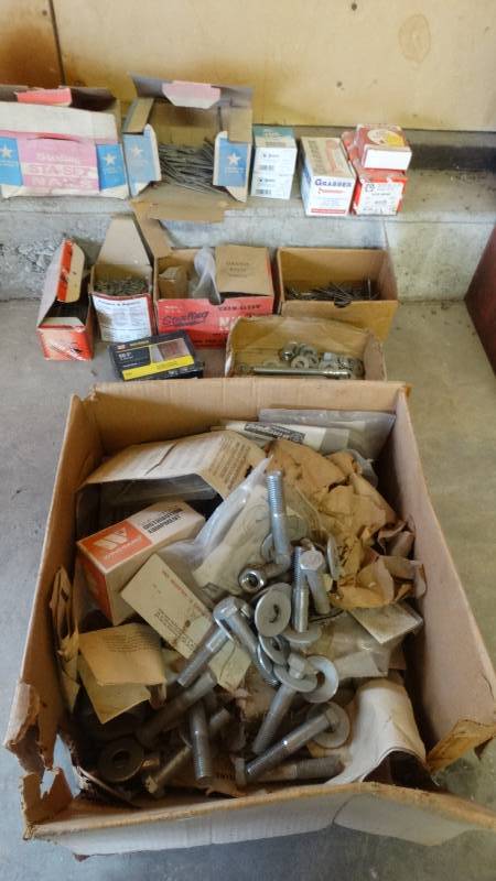 lot 371 image: Lot of various hardware- nails screws bolts