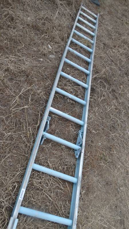 lot 406 image: Ladder