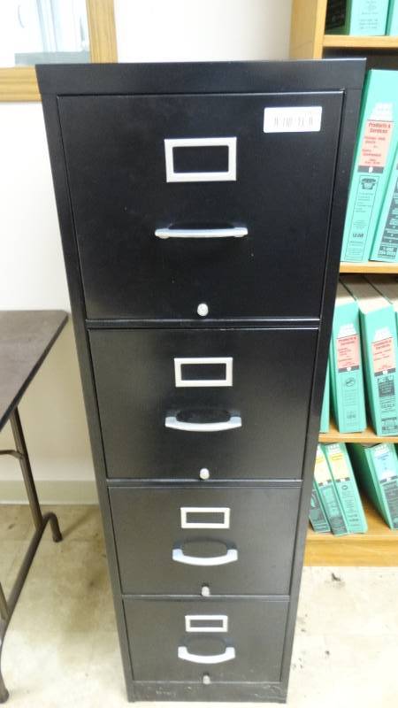 lot 439 image: 4 drawer file cabinet