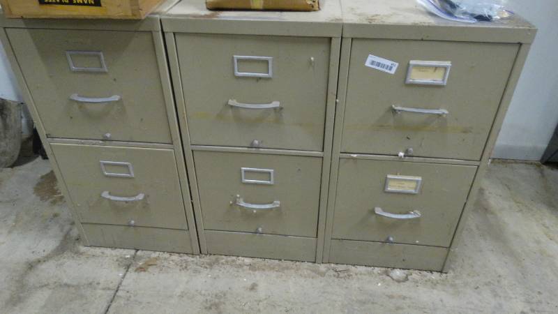 lot 451 image: 3 metal 2 dr file cabinets