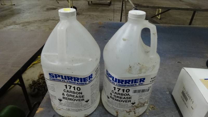 lot 473 image: 2 gallons of carbon & grease remover